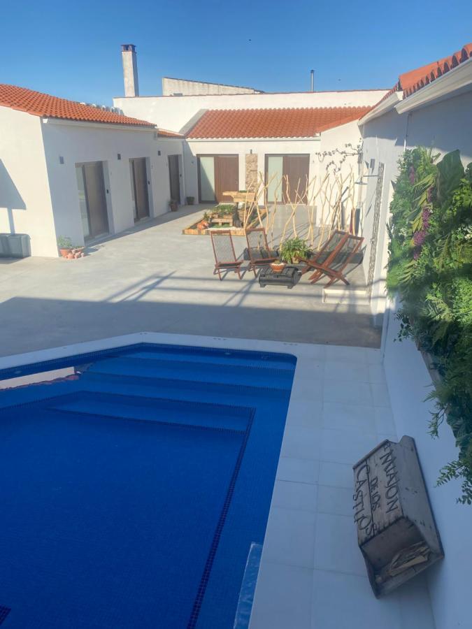 Alojamiento El Miajon De Los Castuos Valdesalor Exterior photo